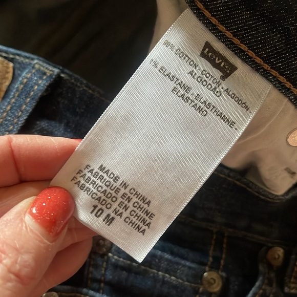 Levi's Perfectly Slimming Boot Cut 512 Jeans - Picture 5 of 7